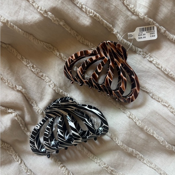 Anthropologie Accessories - NWT Anthropologie Claw Clips